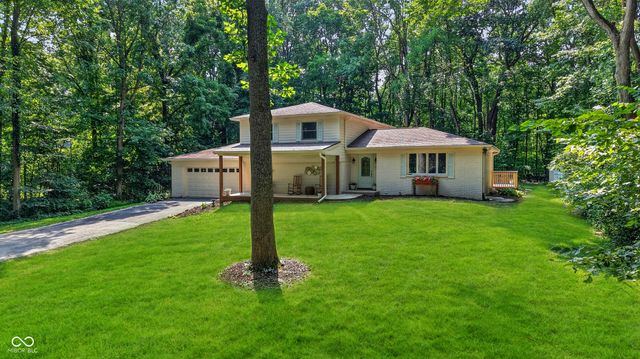 226 Saddlebrook Drive, Zionsville, IN 46077