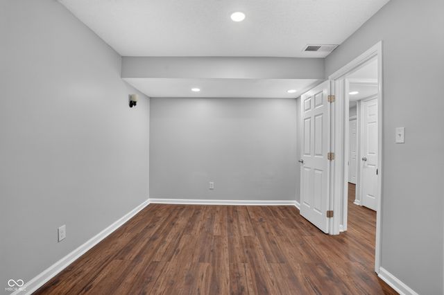 226 Saddlebrook Drive, Zionsville, IN 46077