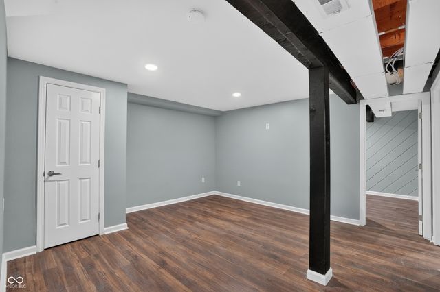 226 Saddlebrook Drive, Zionsville, IN 46077
