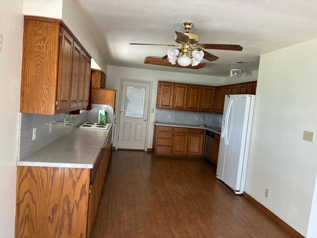 2415 W Eldorado Parkway, Little Elm, TX 75068