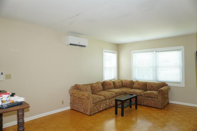 809 W PARK AVENUE B, Tampa, FL 33602