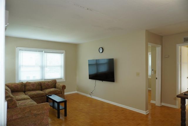 809 W PARK AVENUE B, Tampa, FL 33602