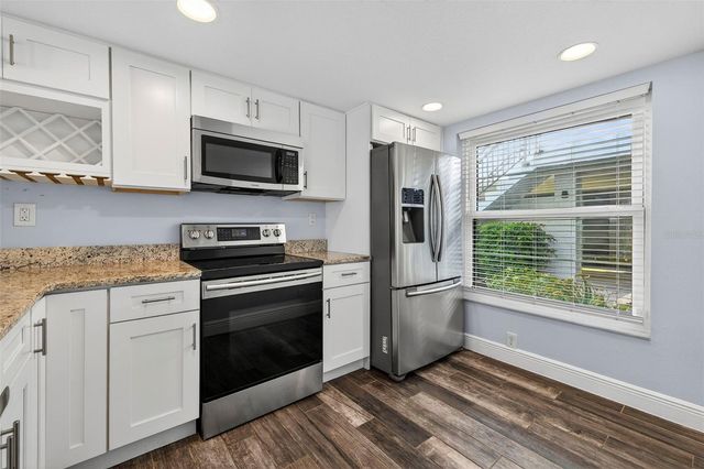 6210 SUN BOULEVARD 112, St Petersburg, FL 33715