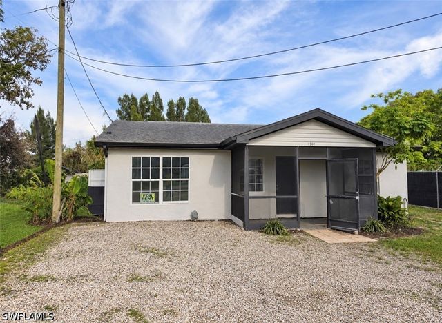 1140 4th WAY, North Fort Myers, FL 33903