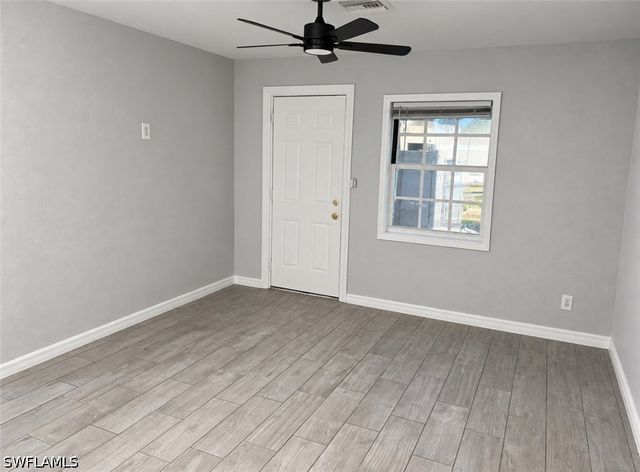 1140 4th WAY, North Fort Myers, FL 33903