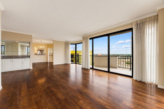 3350 Mccue Road 802, Houston, TX 77056