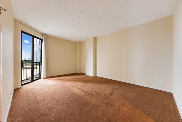 3350 Mccue Road 802, Houston, TX 77056