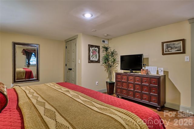 178 Whetstone Gap Road, Lake Toxaway, NC 28747