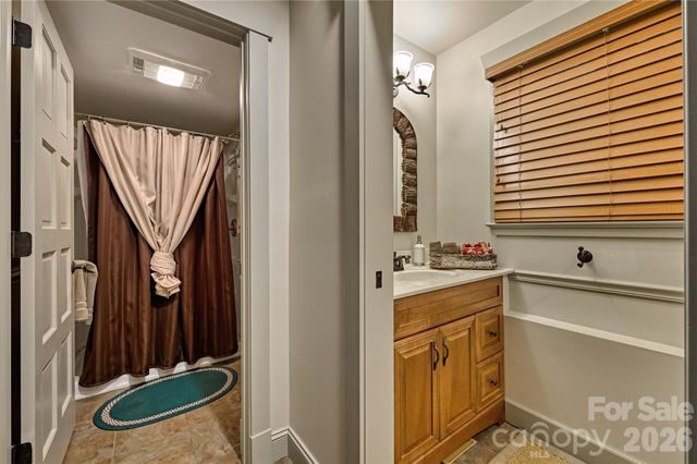 178 Whetstone Gap Road, Lake Toxaway, NC 28747
