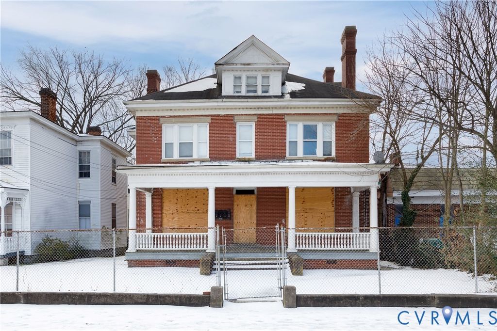 716 W Washington St, Petersburg, VA 23803