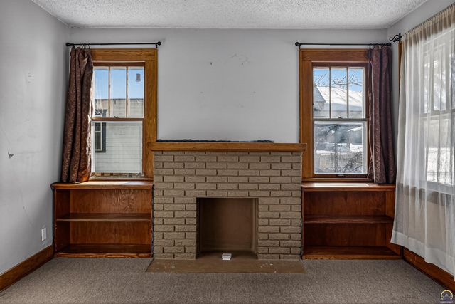 904 SW Jewell AVE, Topeka, KS 66606