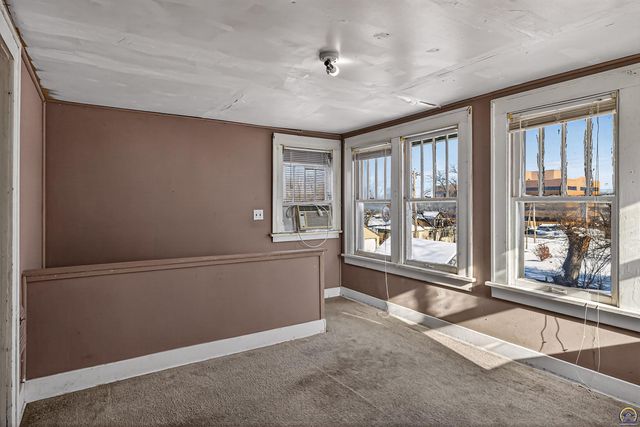 904 SW Jewell AVE, Topeka, KS 66606