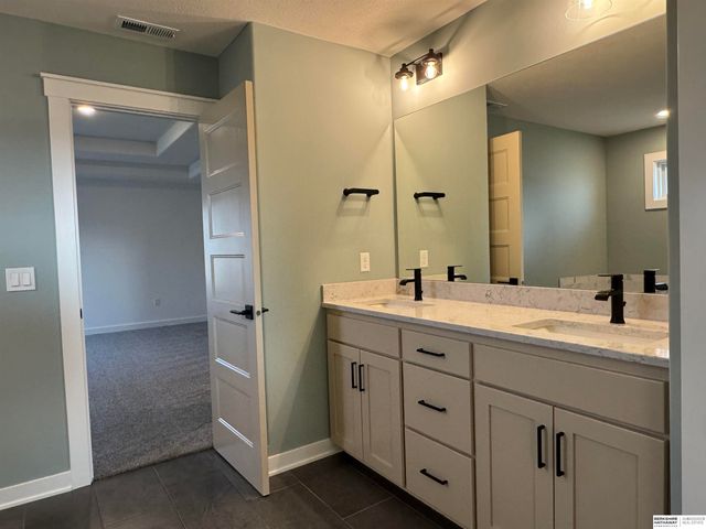 10324 S 212th Street, Gretna, NE 68028