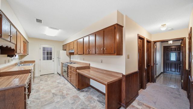 3743 SHALLOWHILL DR, Bartlett, TN 38135