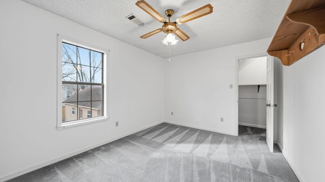 3743 SHALLOWHILL DR, Bartlett, TN 38135