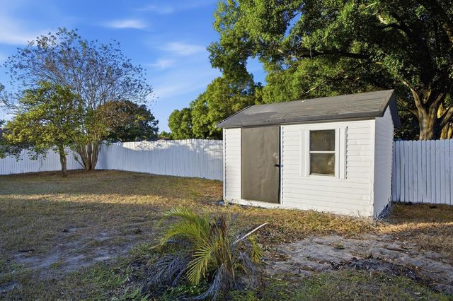 858 CONCORD LANE, Lakeland, FL 33809