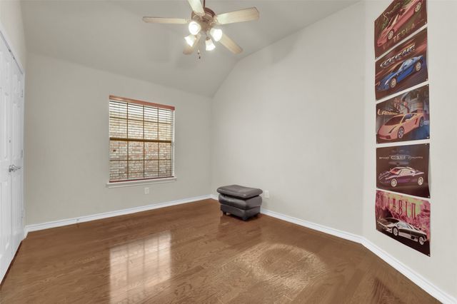 2720 Eastland Drive, Grand Prairie, TX 75052