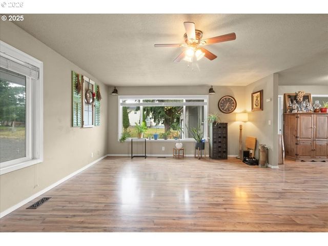 1415 SIGHTLY Rd, Toutle, WA 98649