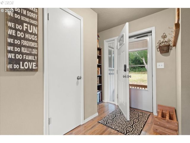 1415 SIGHTLY Rd, Toutle, WA 98649