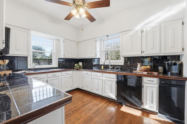 4620 Sherman Boulevard, Galveston, TX 77551