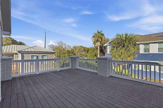 4620 Sherman Boulevard, Galveston, TX 77551