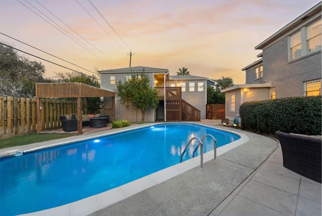 4620 Sherman Boulevard, Galveston, TX 77551