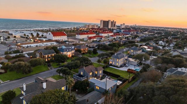 4620 Sherman Boulevard, Galveston, TX 77551