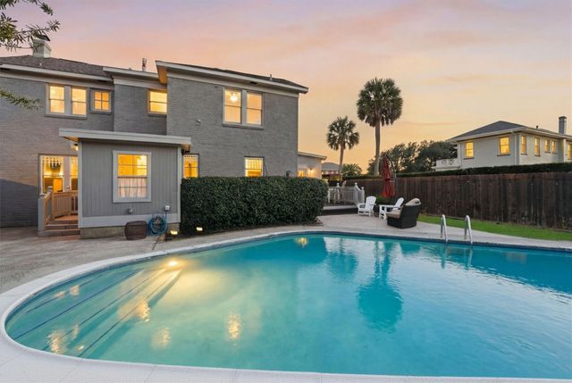 4620 Sherman Boulevard, Galveston, TX 77551