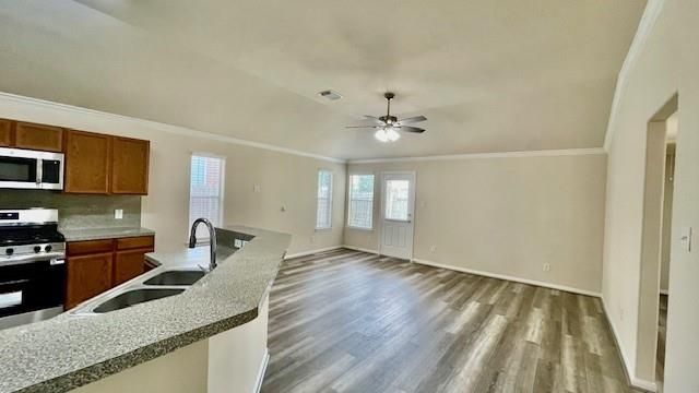 16346 Bandicoot Drive, Sugar Land, TX 77498