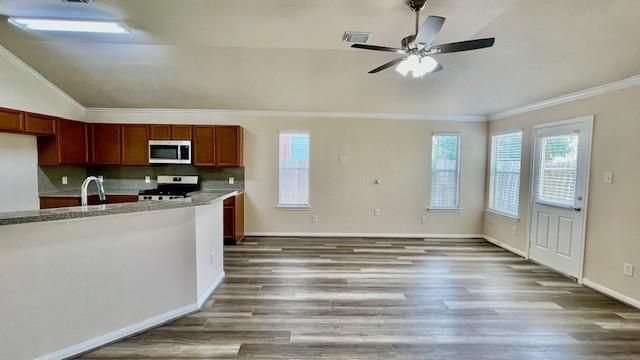 16346 Bandicoot Drive, Sugar Land, TX 77498