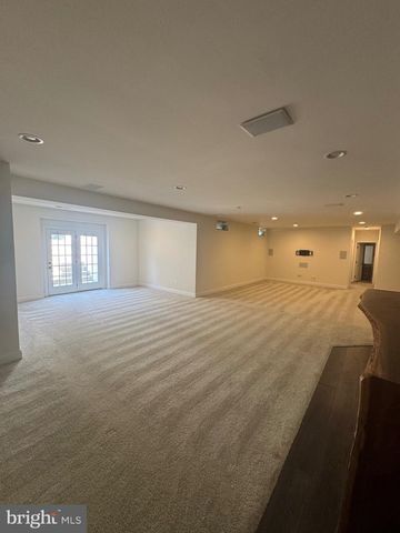 53 LIBERTY KNOLLS DR, Stafford, VA 22554