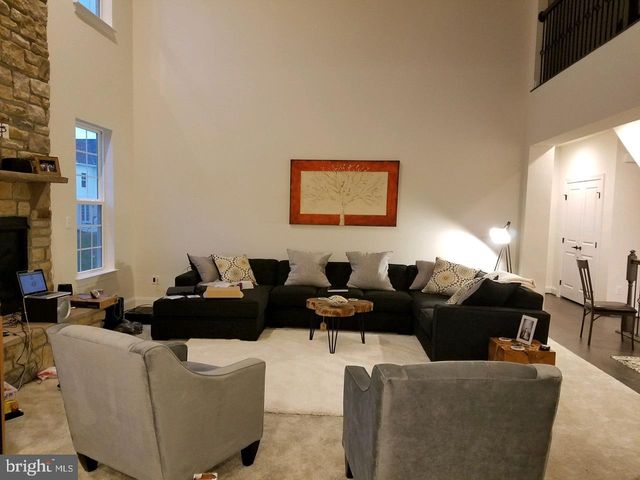 53 LIBERTY KNOLLS DR, Stafford, VA 22554