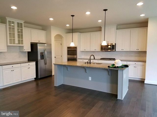 53 LIBERTY KNOLLS DR, Stafford, VA 22554