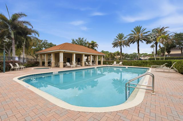 4257 SW PINE COVE Court, Stuart, FL 34997