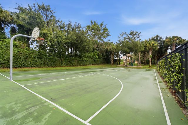 4257 SW PINE COVE Court, Stuart, FL 34997