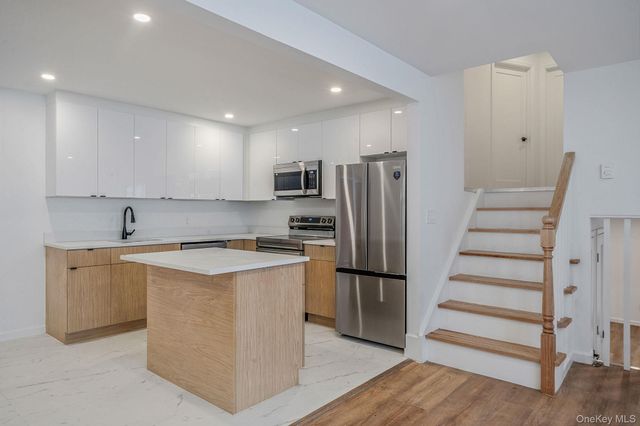 28 Nadel Drive, Riverhead, NY 11901