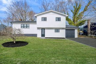 28 Nadel Drive, Riverhead, NY 11901