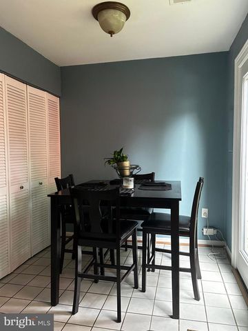 1231 THOMAS JEFFERSON PL, Fredericksburg, VA 22405