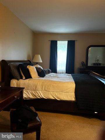 1231 THOMAS JEFFERSON PL, Fredericksburg, VA 22405