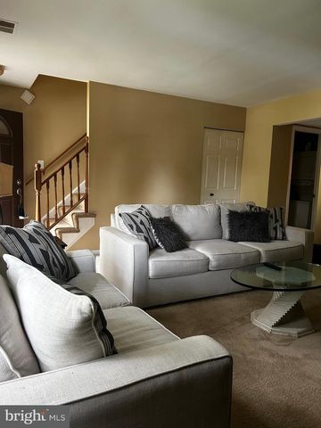 1231 THOMAS JEFFERSON PL, Fredericksburg, VA 22405