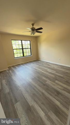 224 CROWN PRINCE DR, Marlton, NJ 08053