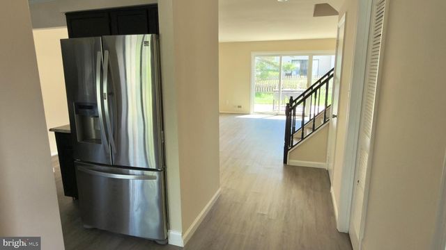 224 CROWN PRINCE DR, Marlton, NJ 08053