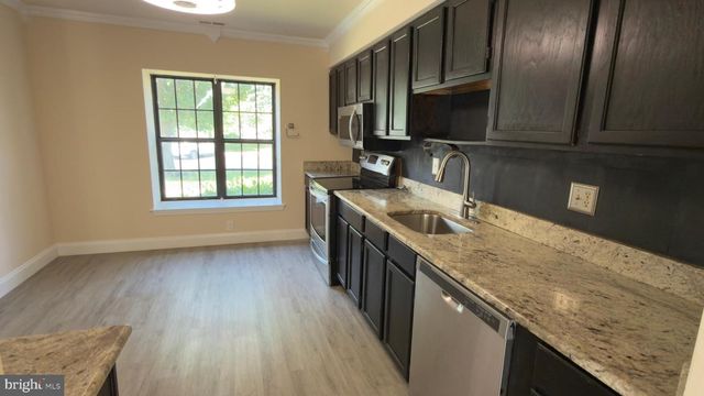 224 CROWN PRINCE DR, Marlton, NJ 08053