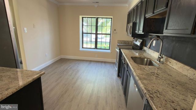 224 CROWN PRINCE DR, Marlton, NJ 08053