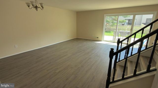 224 CROWN PRINCE DR, Marlton, NJ 08053