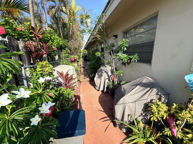 4649 Bougainvilla Drive, Lauderdale-By-The-Sea, Lauderdale By The Sea, FL 33308