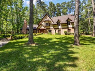 300 Cumberland Lane, Henderson, TX 75652