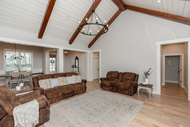 1290 Tallow Circle, Sour Lake, TX 77659