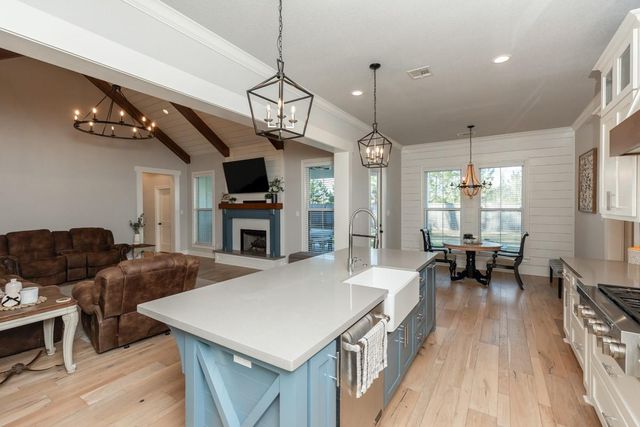 1290 Tallow Circle, Sour Lake, TX 77659