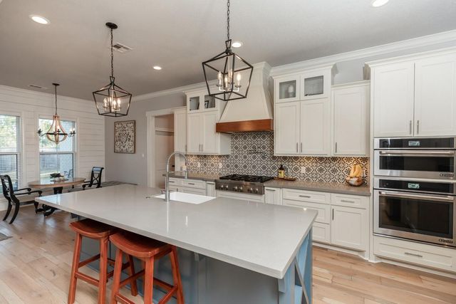 1290 Tallow Circle, Sour Lake, TX 77659